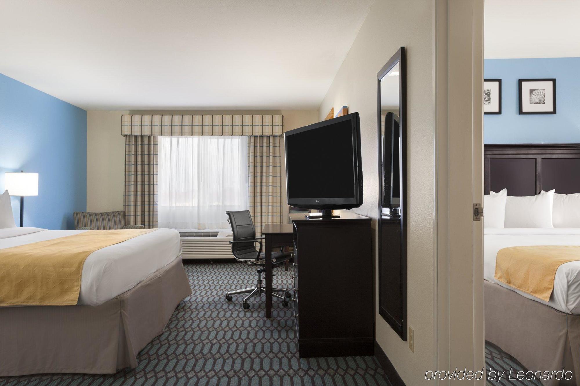 Country & By Radisson, Lubbock, Tx