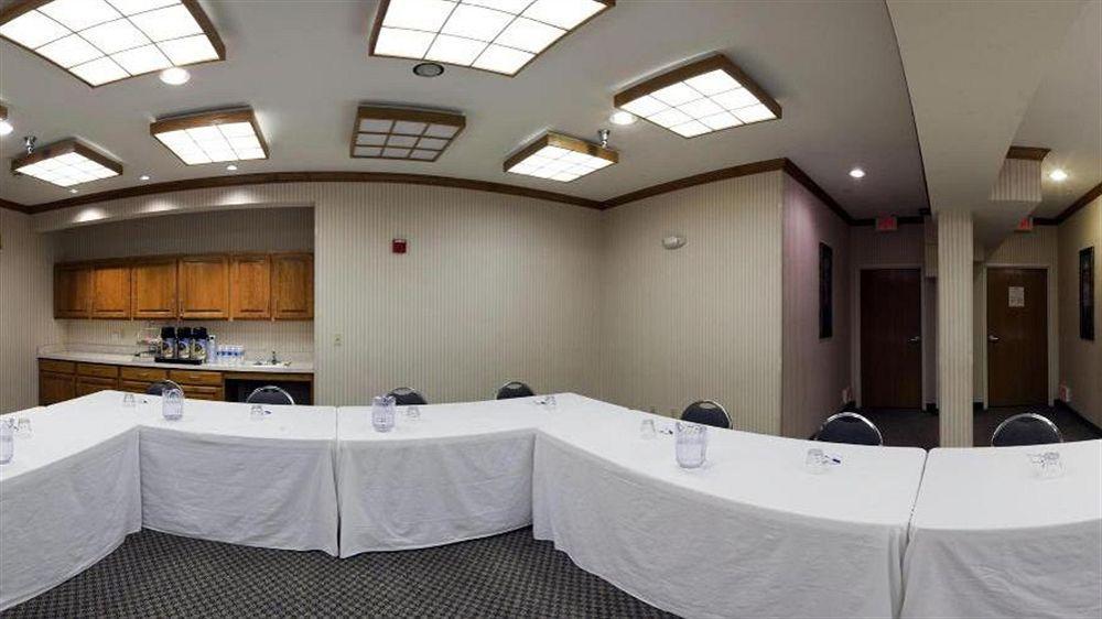 Country & By Radisson, Lubbock, Tx Hotel 3*