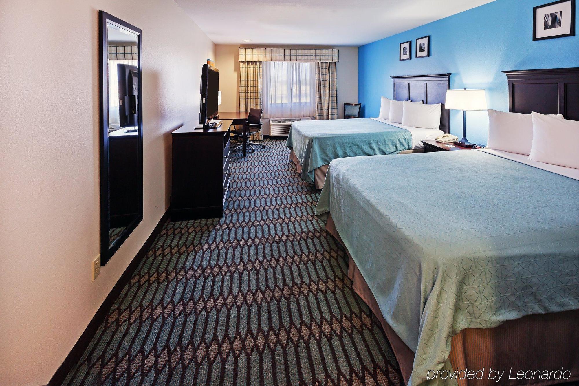 Country & By Radisson, Lubbock, Tx 3*